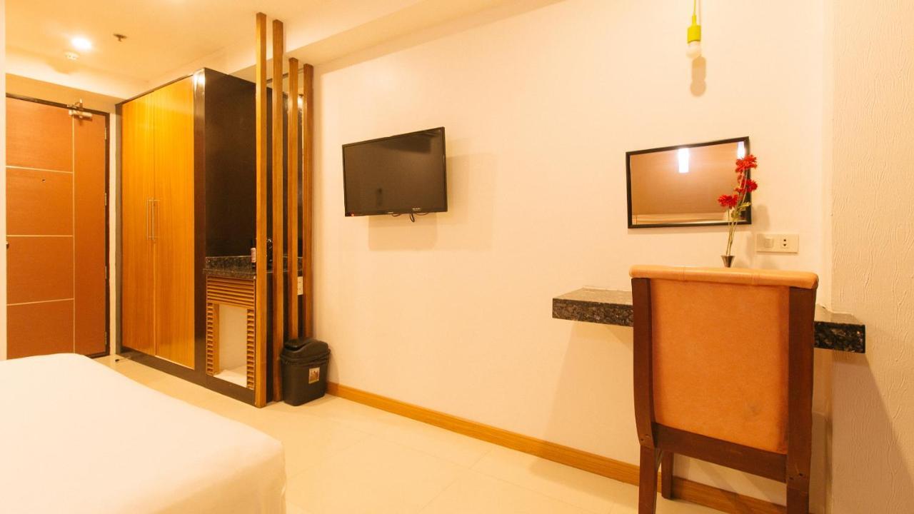 Guijo Suites Makati Макати Экстерьер фото