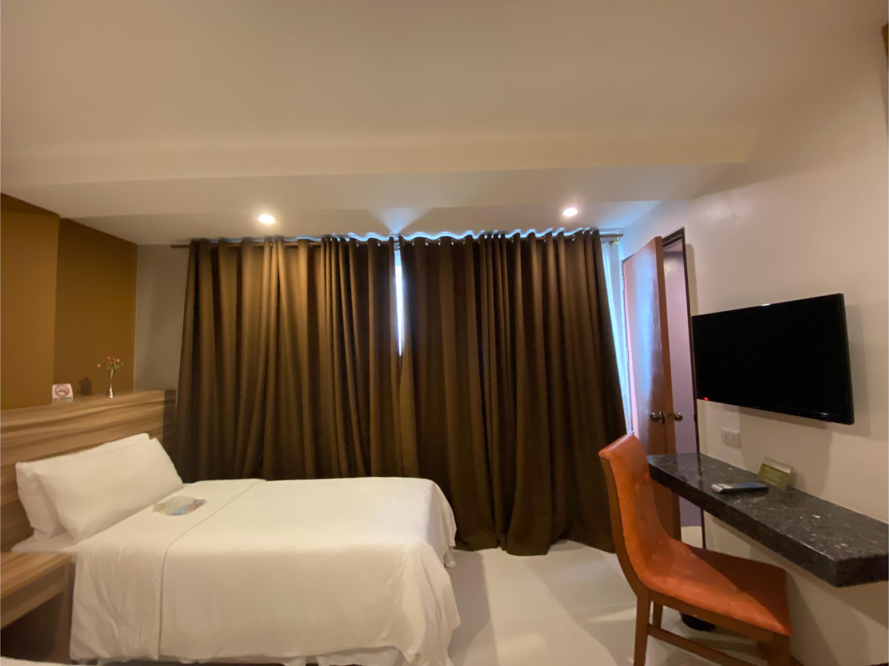 Guijo Suites Makati Макати Экстерьер фото